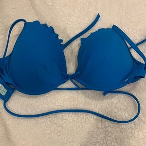 36D VS ruffle fabulous Push up top